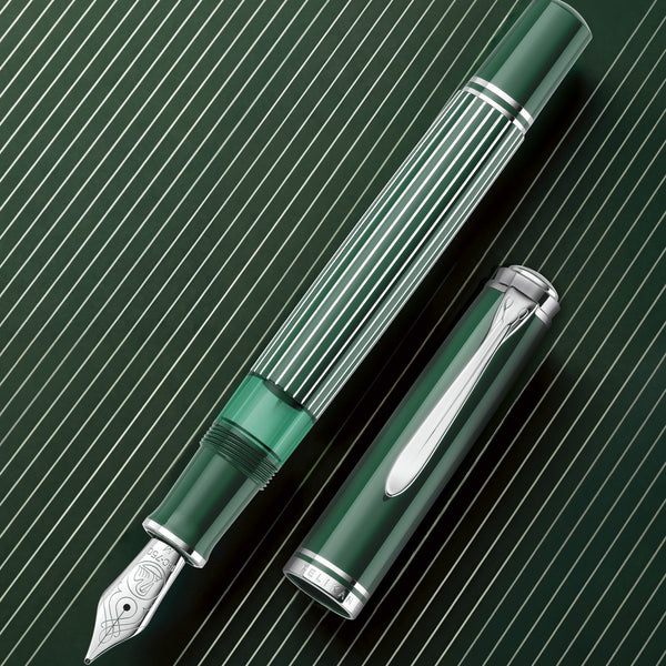 Pelikan, Souverän® M815 Metal Striped Green Special Edition