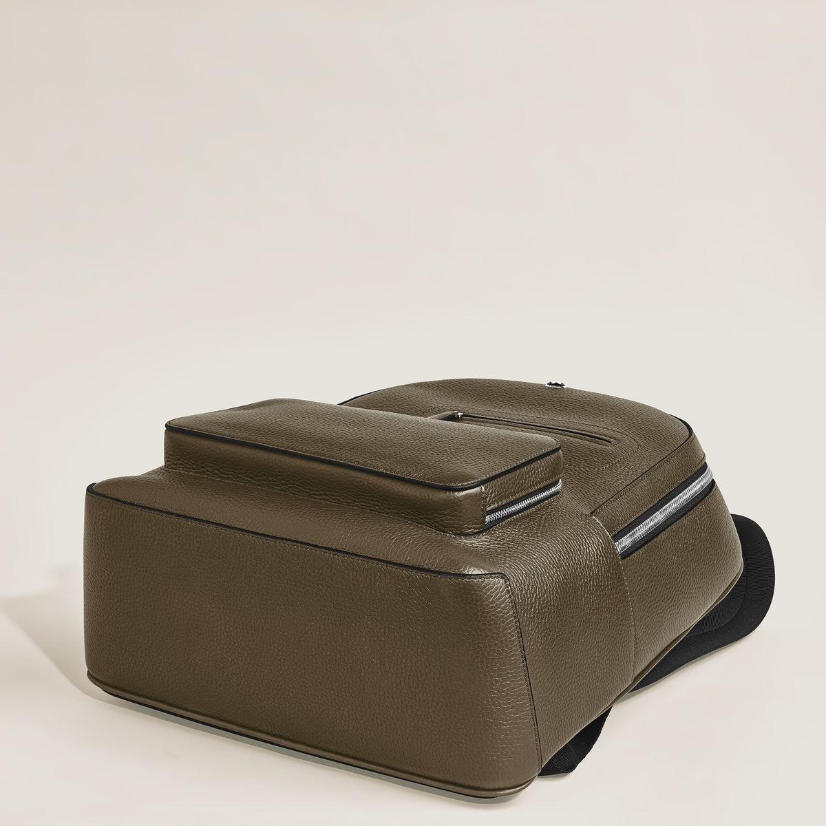 Montblanc Rucksack Companion – Khaki – Ansicht 8