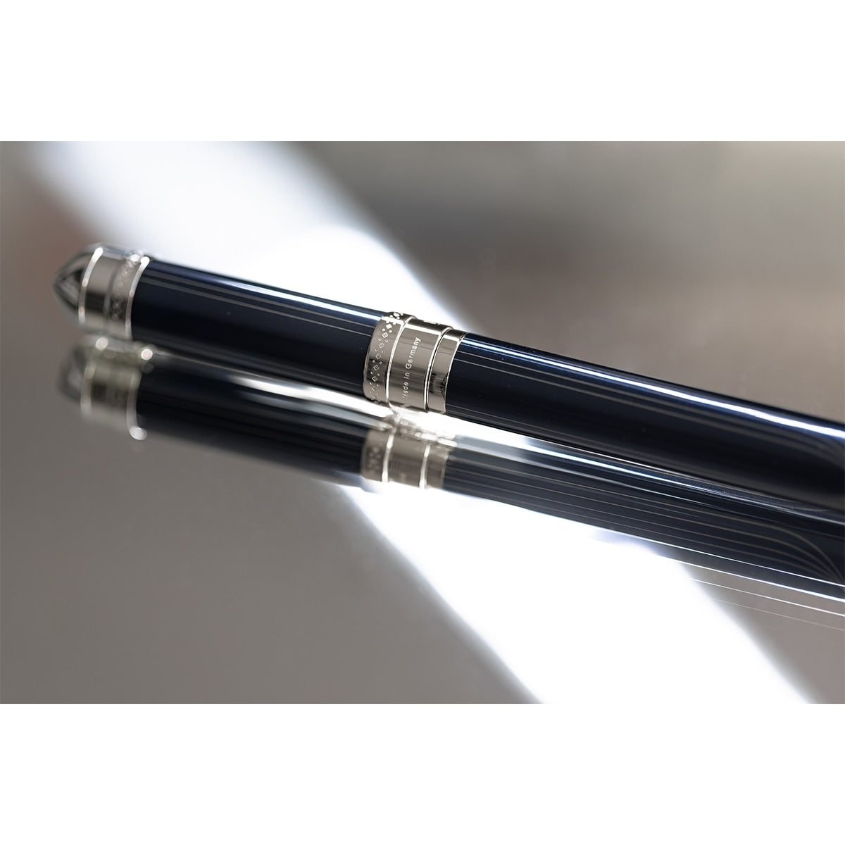 Maybach Fountain Pen The Peak I Lustrous - Platinum, 18K, Nautical Blue Lacquer