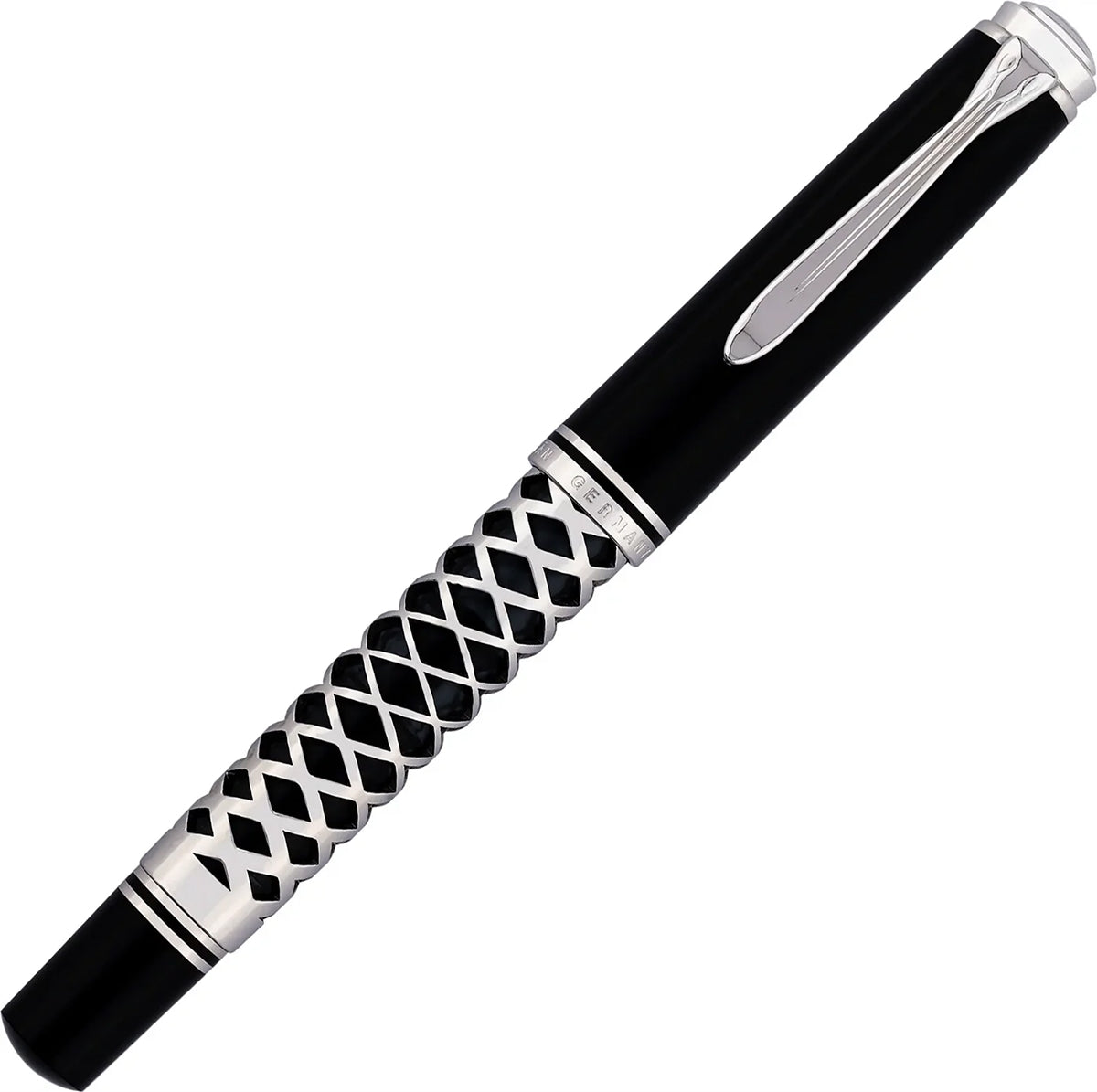 Pelikan Souverän M805 Fountain Pen, silver, Metal Sleeve, 18 kt. Gold Nib, black