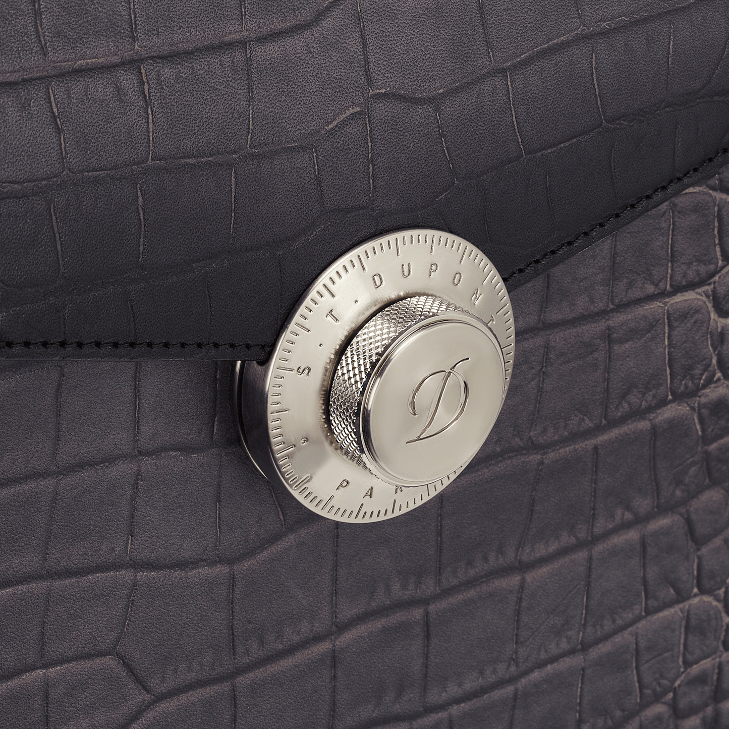 ST Dupont Leather goods Atelier Schwarz