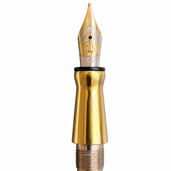Otto Hutt Nib 18kt Gold 04| Medium