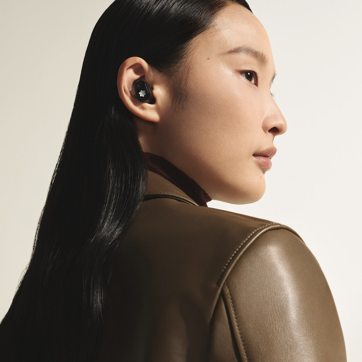 Montblanc MTB 03 In Ear Kopfhörer – Ansicht 2