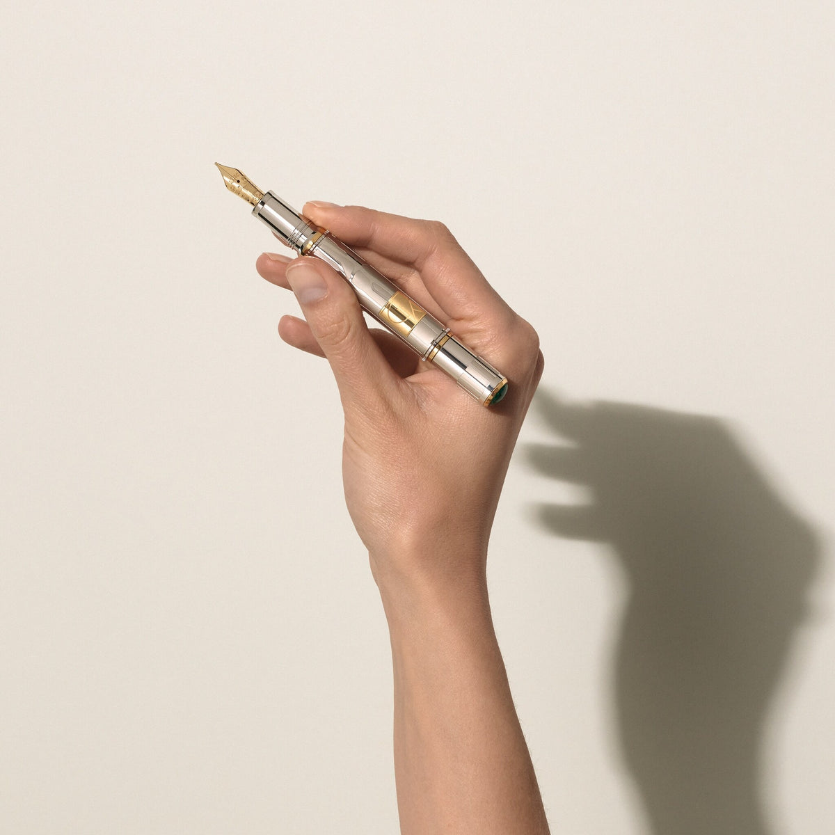 Montblanc Füllfederhalter Masters of Art Homage Gustav Klimt 888 Perlmutt – Ansicht 2