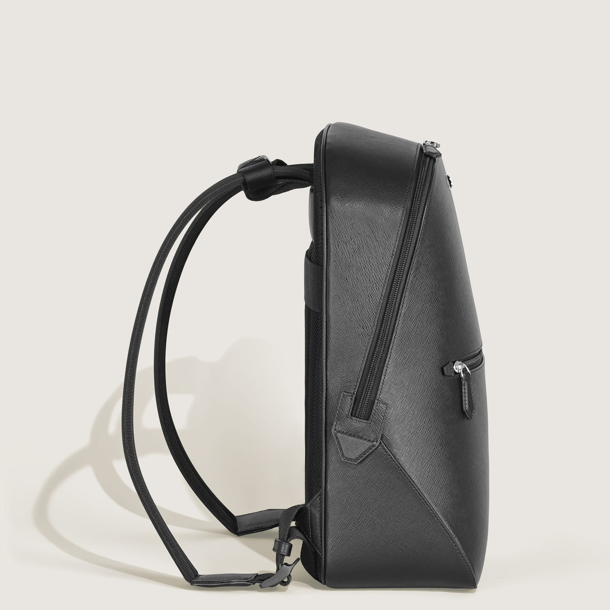 Montblanc Kleiner Rucksack aus Sartorial Leder – Schwarz – Ansicht 5
