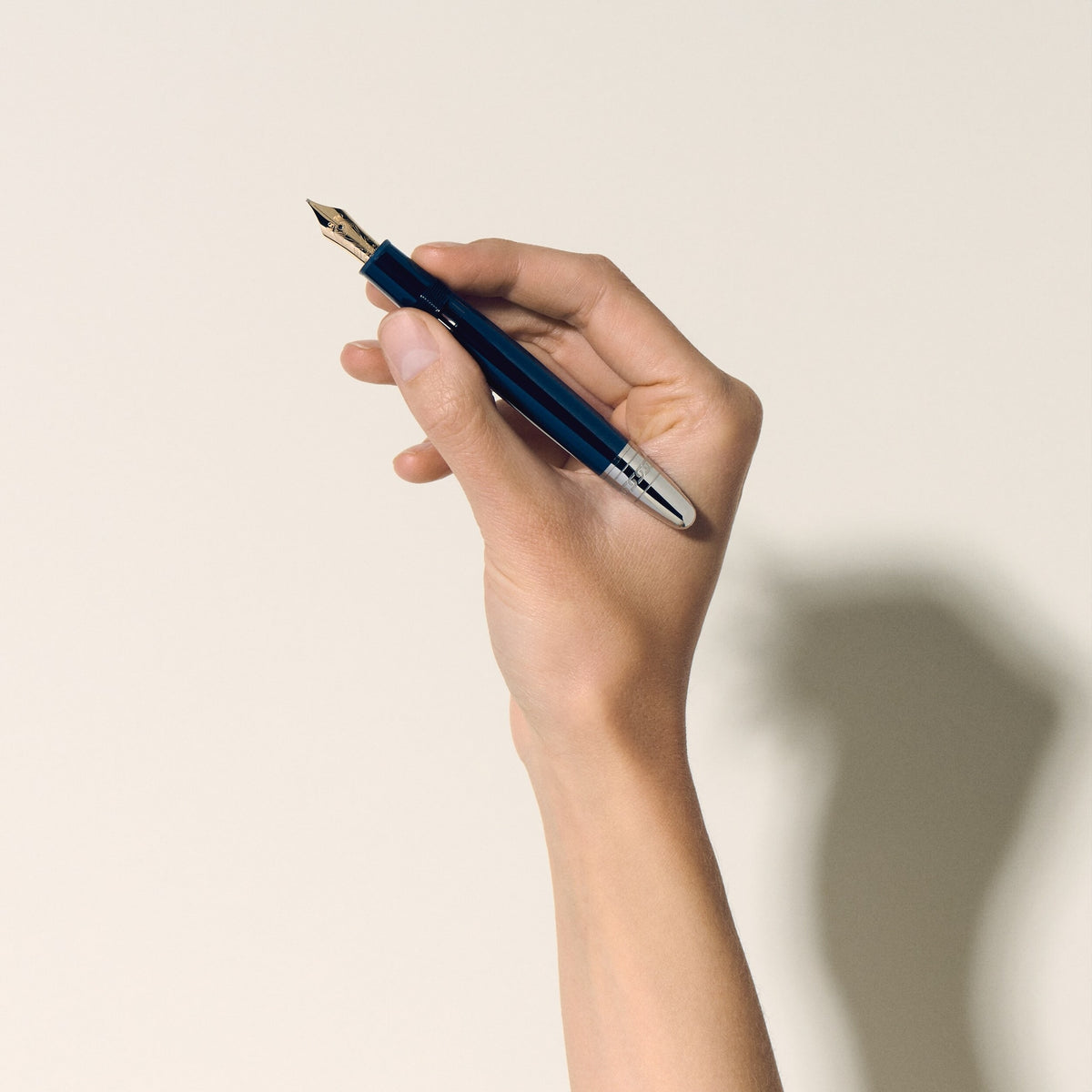 Montblanc Füllfederhalter 146 Meisterstück AW80D Y3 Resin – Ansicht 2