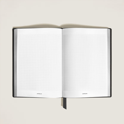 Montblanc Mittelgroßes Notizbuch aus Sartorial Leder Karierte Seiten (MB134752) – Ansicht 2