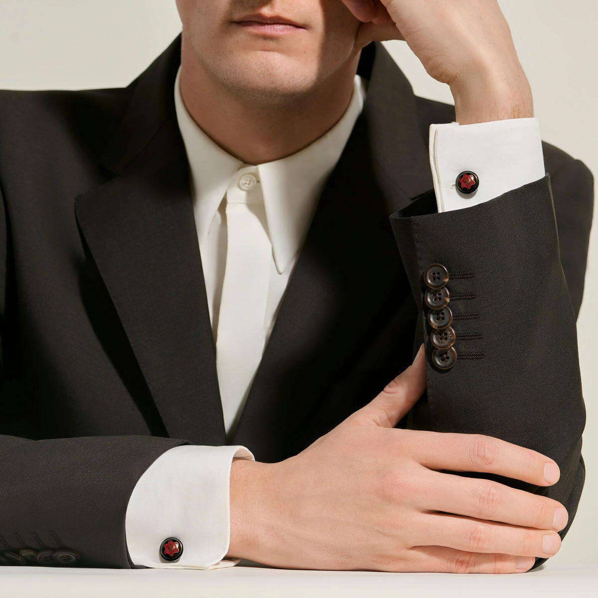 Montblanc Manschettenknöpfe Great Characters Homage to Bruce Lee – Ansicht 2