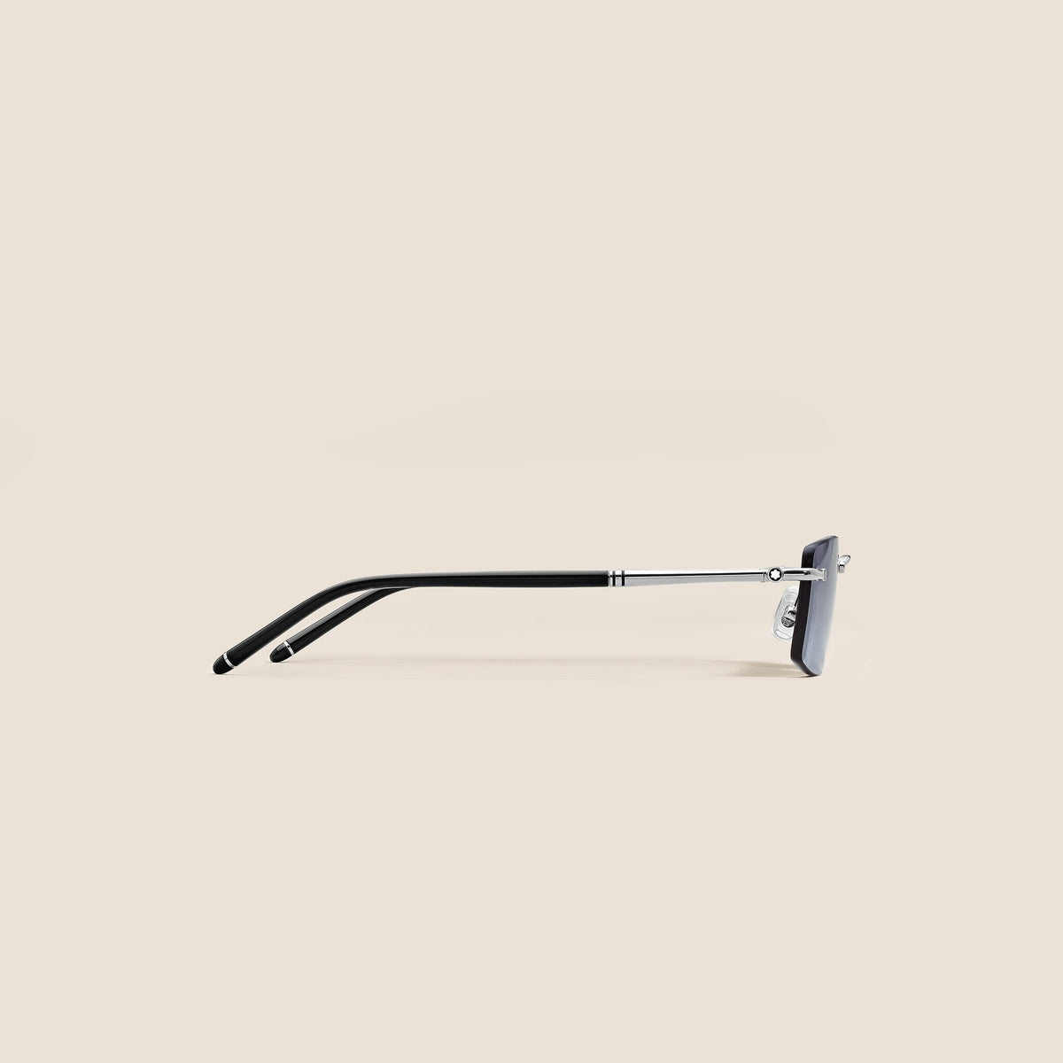Montblanc Rechteckige Sonnenbrille mit silberfarbener Metallfassung (MB136917) – Ansicht 2