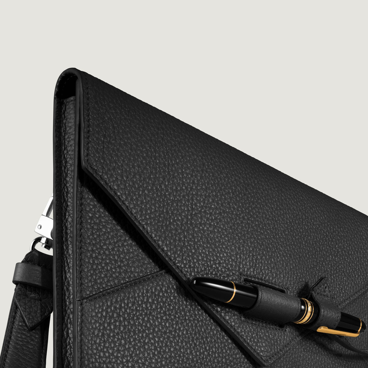 Montblanc Envelope Mittelgroßes Notizbuchhalter (MB137127) – Ansicht 2
