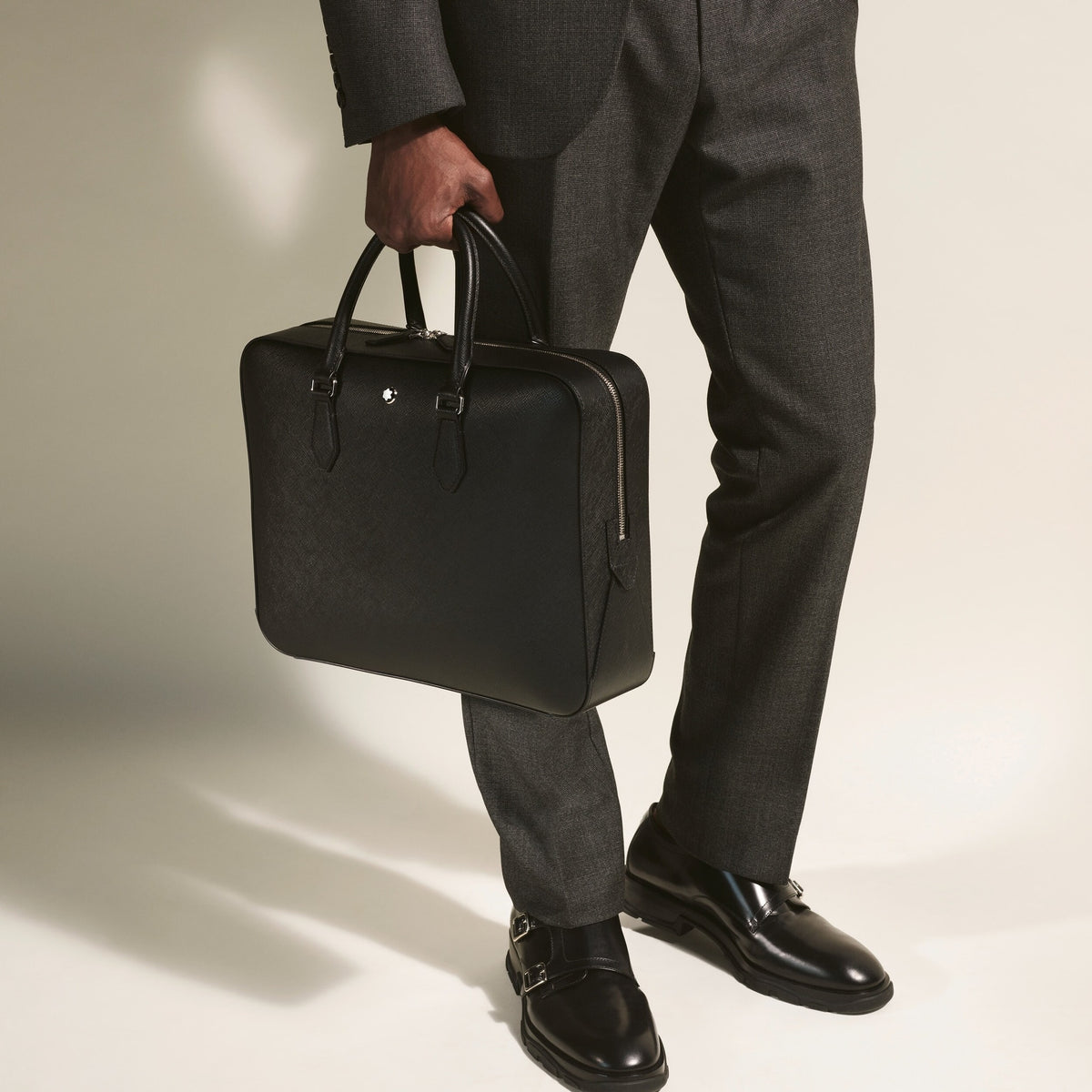 Montblanc Mittelgroße Schreibmappe aus Sartorial Leder – Ansicht 9
