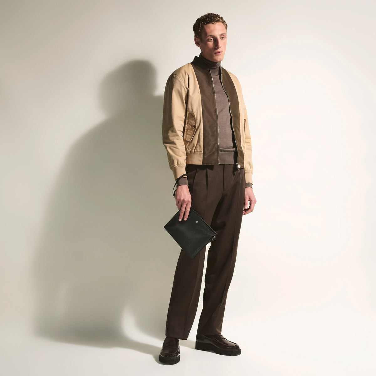 Montblanc Clutch aus Sartorial Leder – Schwarz – Ansicht 5