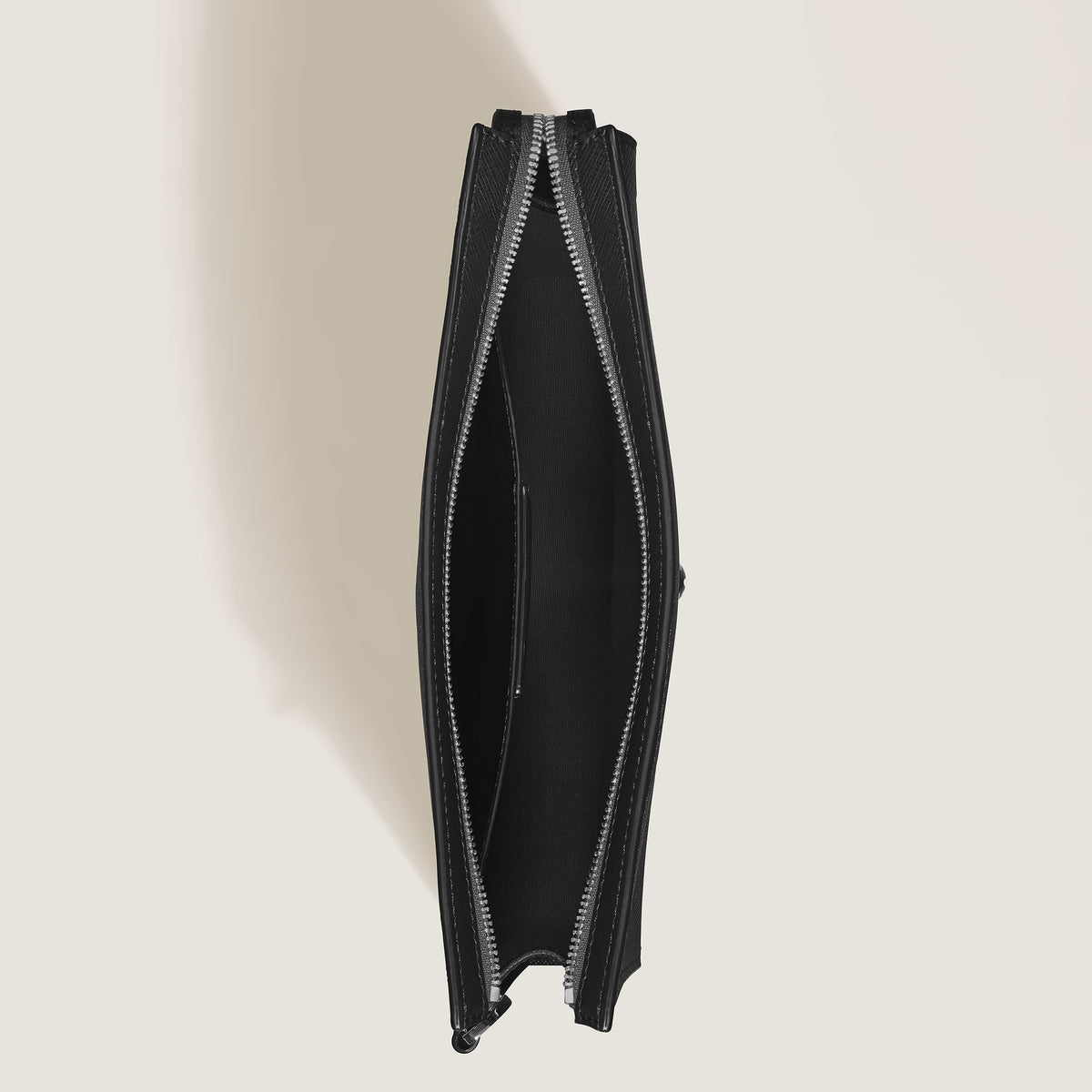 Montblanc Clutch aus Sartorial Leder – Schwarz – Ansicht 9