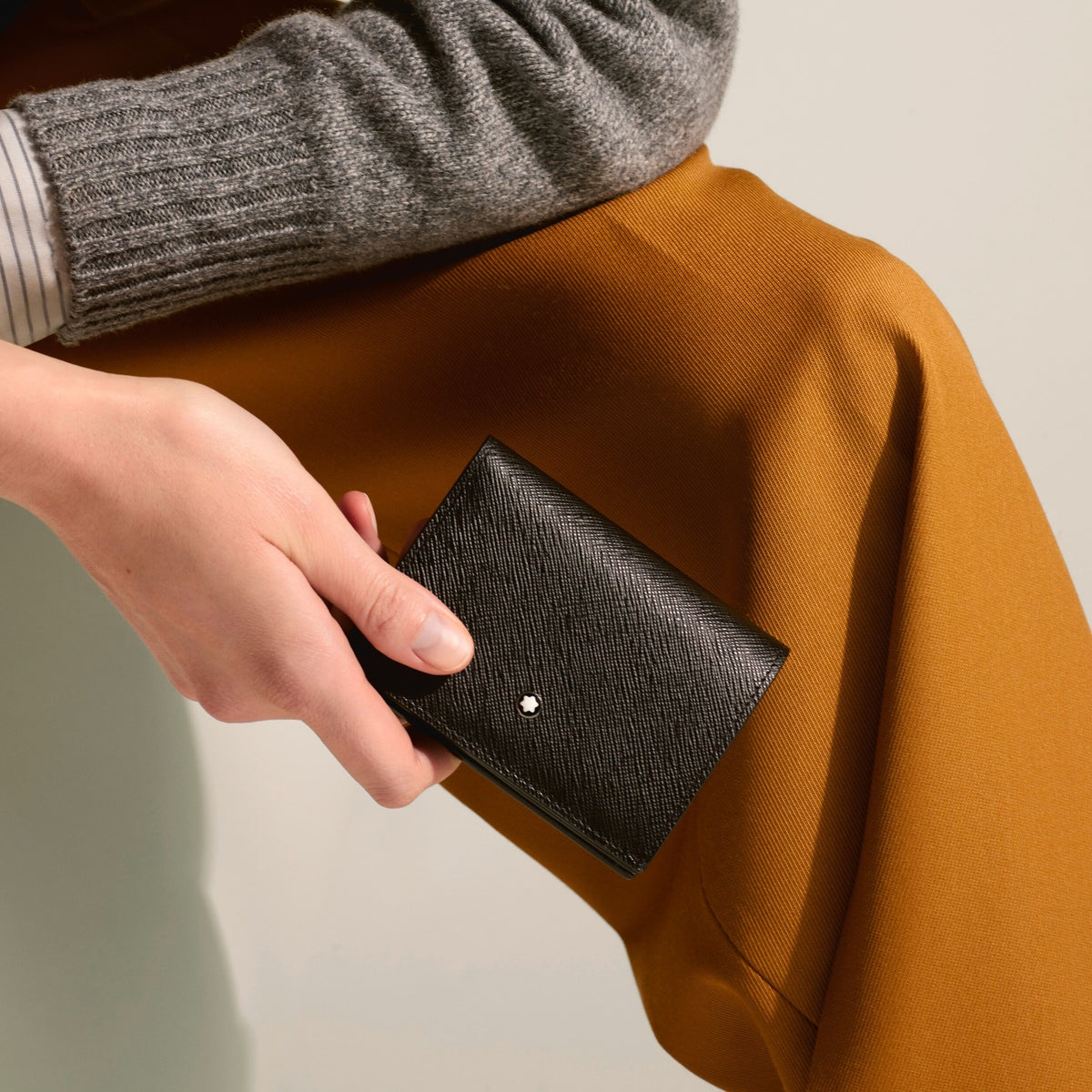 Montblanc Nano Continental Brieftasche aus Sartorial Leder – Ansicht 2