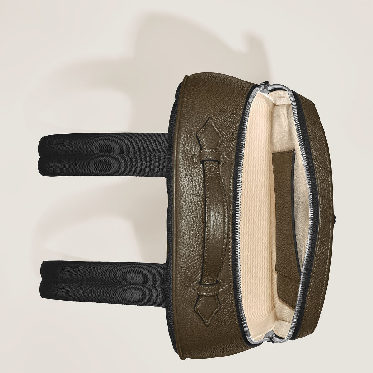 Montblanc Rucksack Companion – Khaki – Ansicht 7