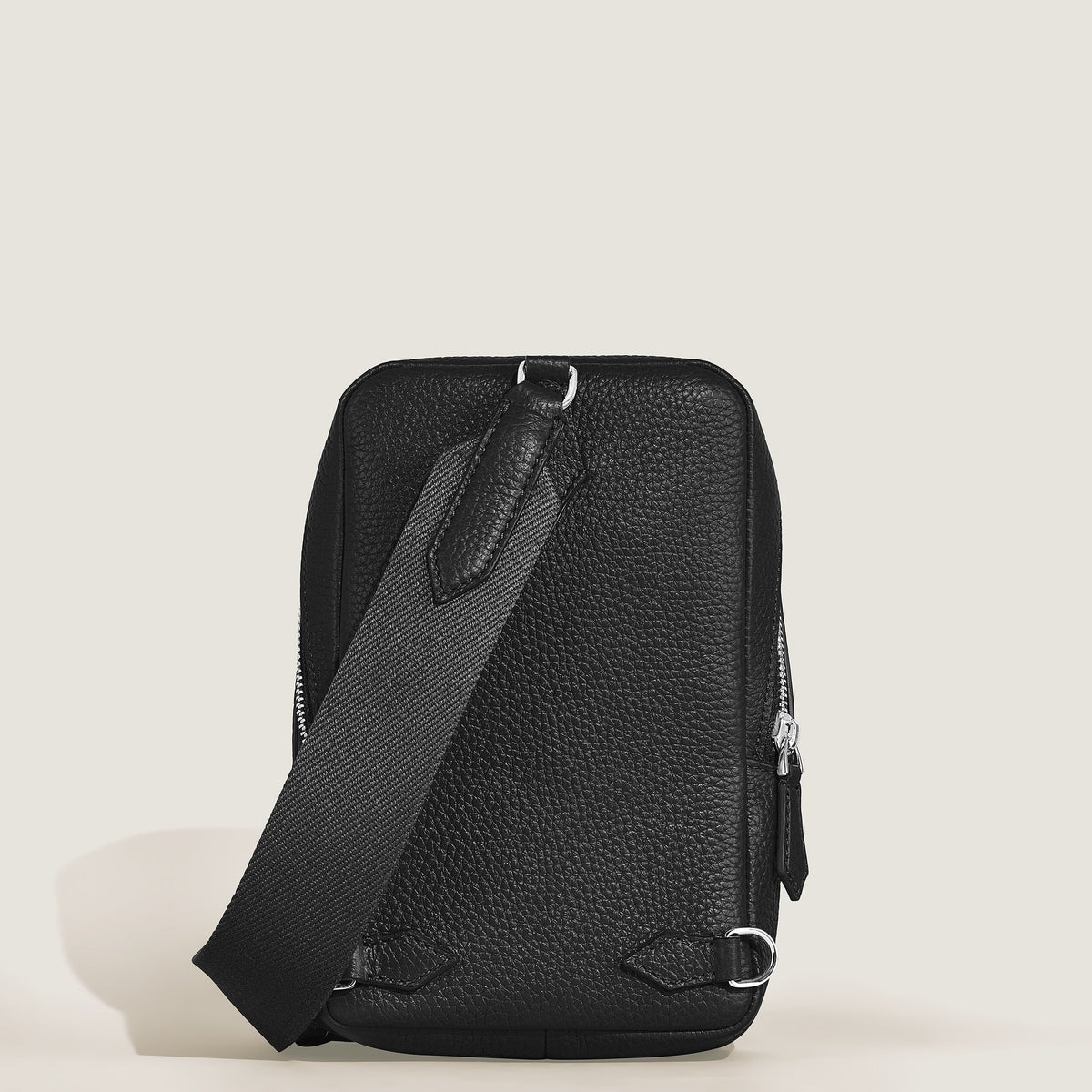Montblanc Kleine Umhängetasche Companion – Schwarz – Ansicht 4