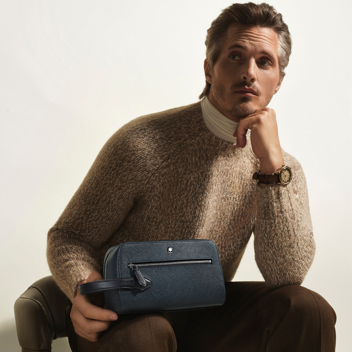 Montblanc Kosmetik Clutch aus Sartorial Leder – Twilight Blue – Ansicht 2