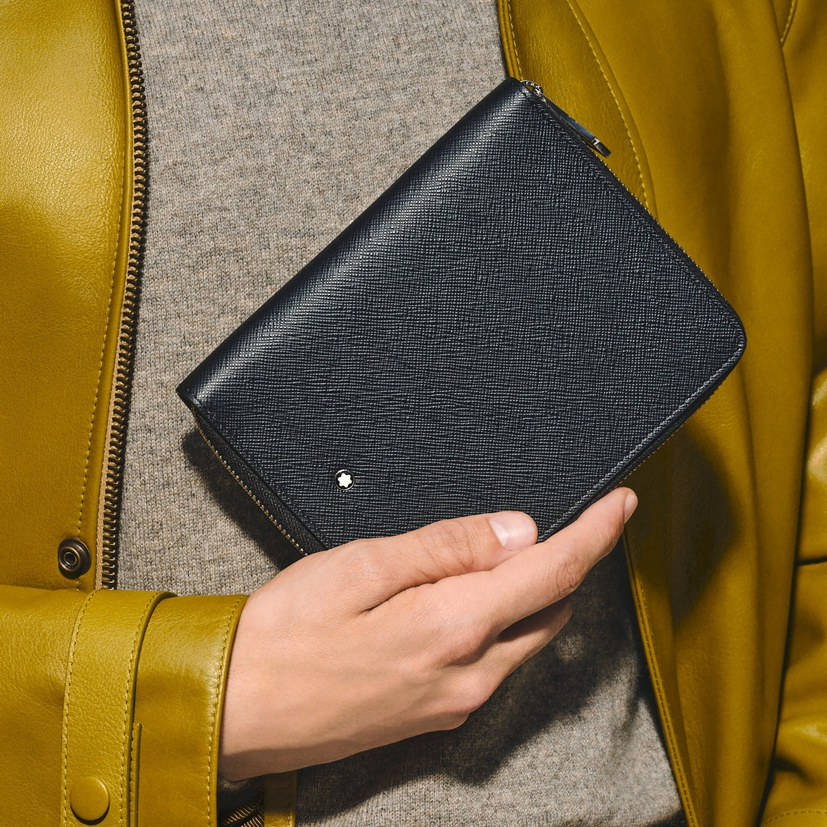 Montblanc Etui für 5 Schreibgeräte mit Reißverschluss aus Sartorial Leder – Ansicht 2