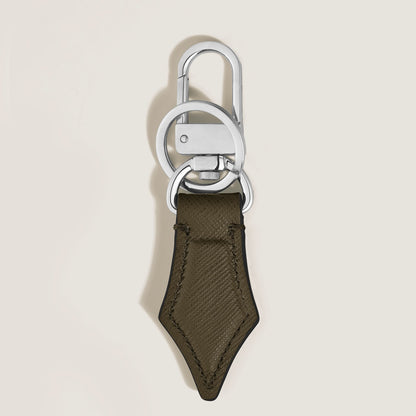 Montblanc Schlüsselanhänger mit Federdetail aus Sartorial Leder – Khaki – Ansicht 2