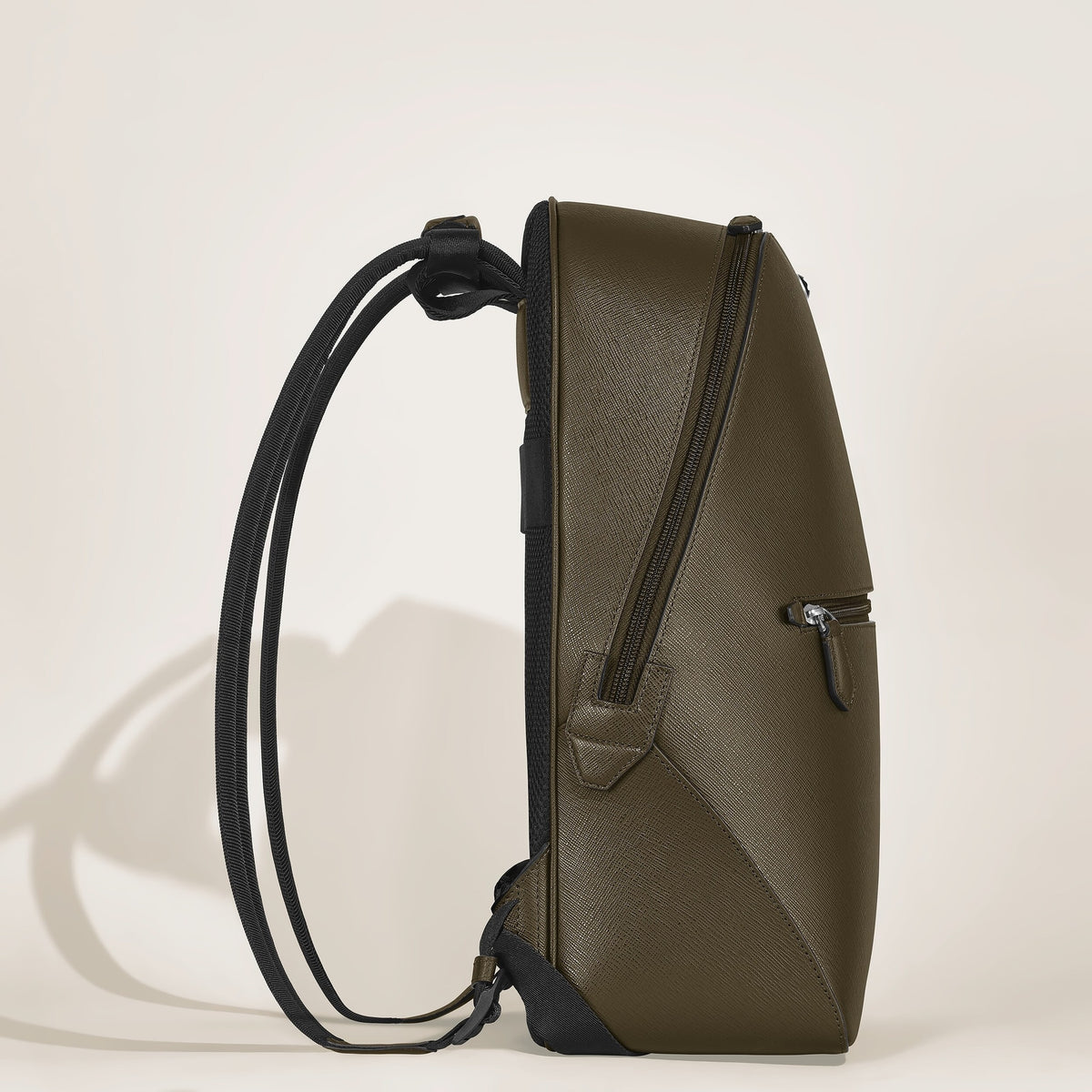 Montblanc Kleiner Rucksack aus Sartorial Leder – Khaki – Ansicht 5