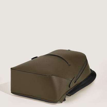 Montblanc Kleiner Rucksack aus Sartorial Leder – Khaki – Ansicht 8