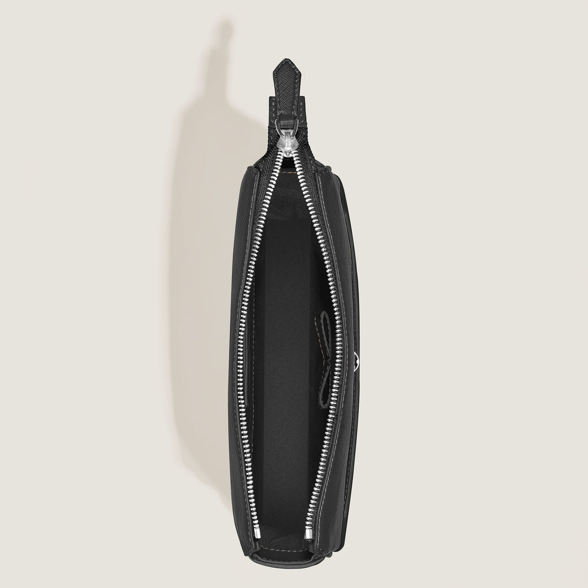 Montblanc Vertikale Messenger Bag aus Sartorial Leder – Schwarz – Ansicht 7