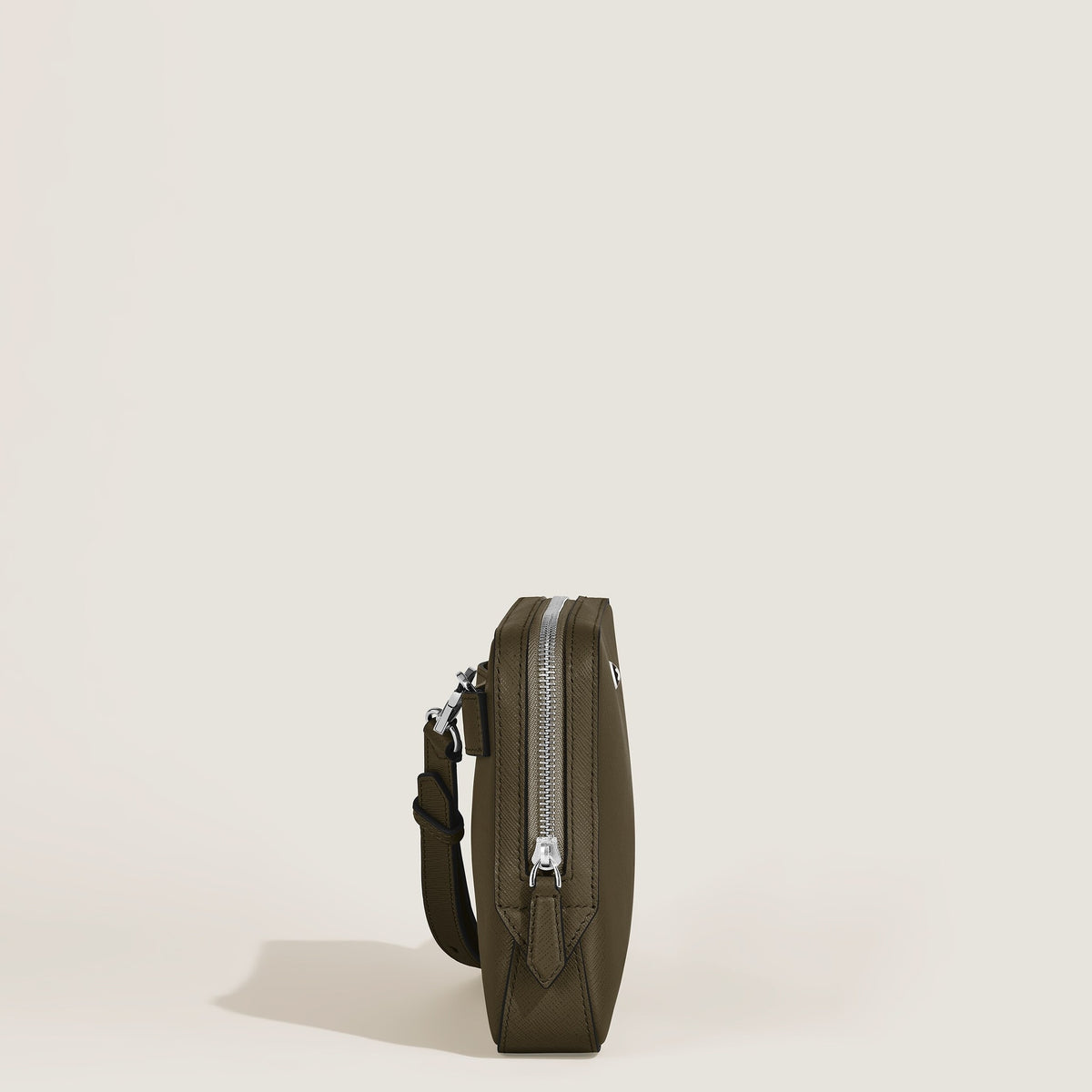 Montblanc Kleine Umhängetasche aus Sartorial Leder – Khaki – Ansicht 5