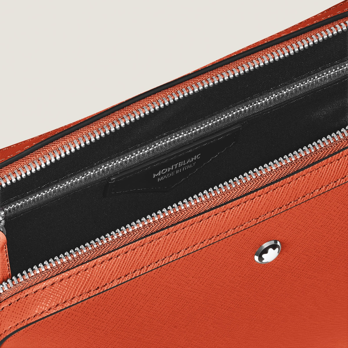 Montblanc Kleine Umhängetasche aus Sartorial Leder (MB221576) – Ansicht 4