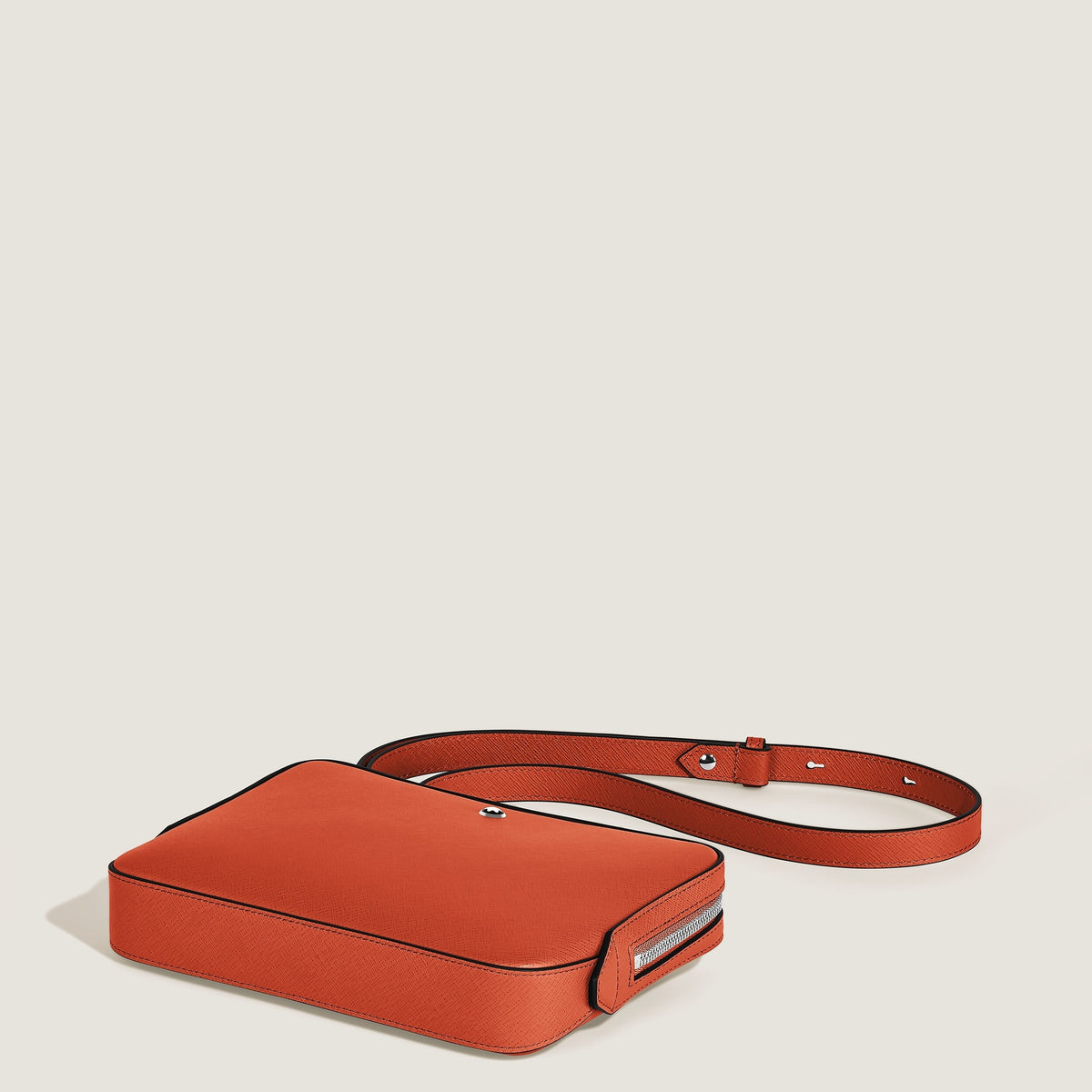 Montblanc Kleine Umhängetasche aus Sartorial Leder (MB221576) – Ansicht 8