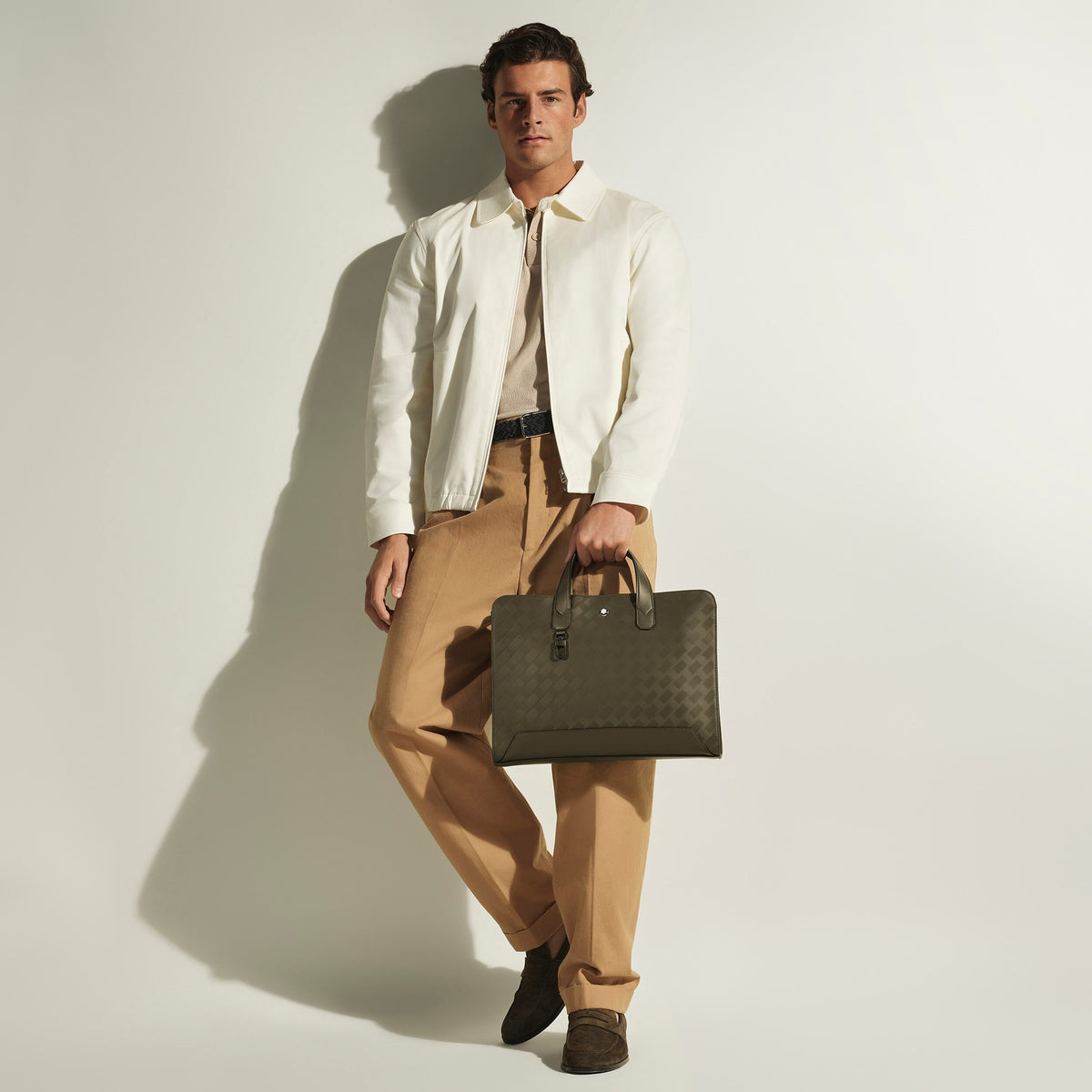 Montblanc Flache Schreibmappe aus Extreme Leder – Khaki – Ansicht 2