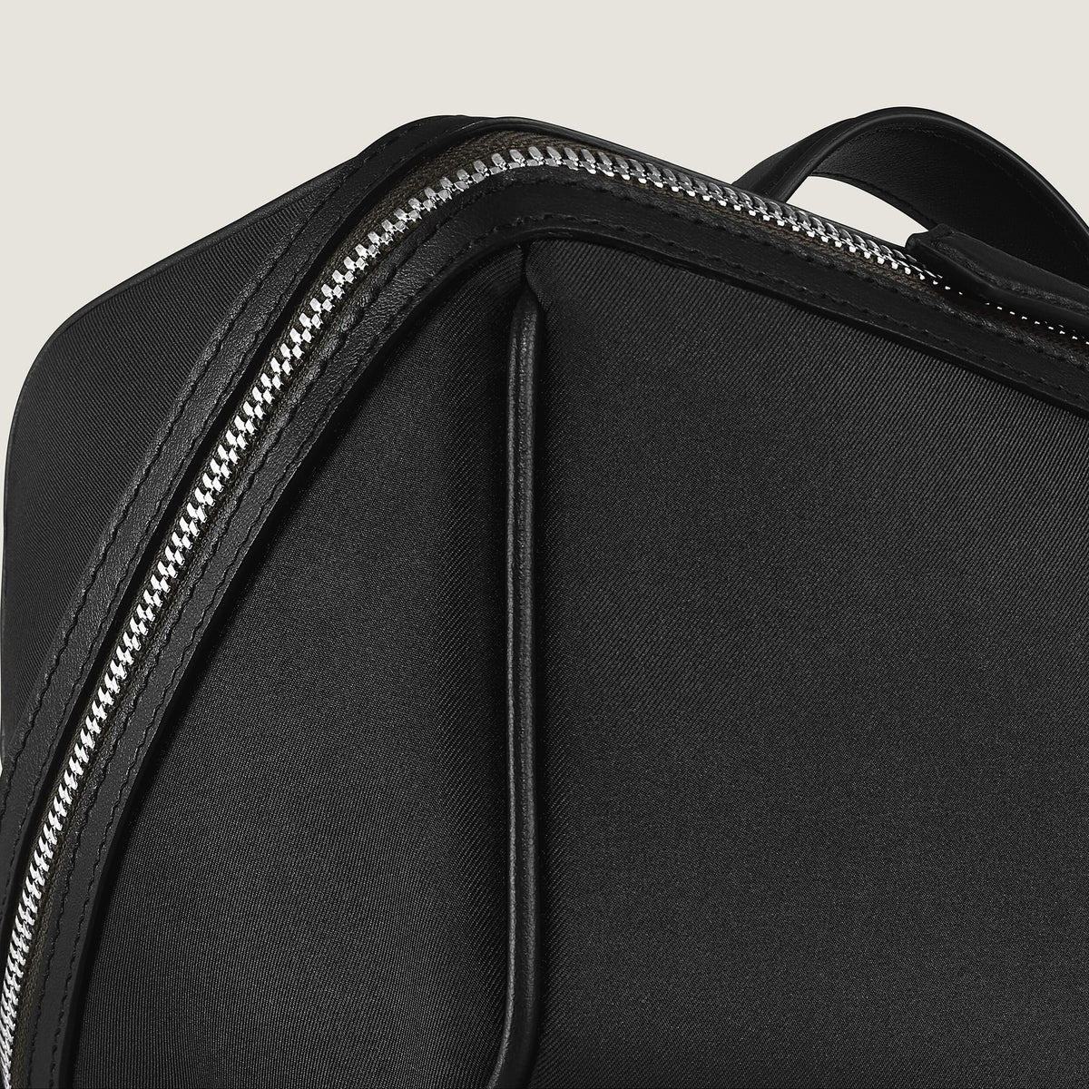 Montblanc Kosmetiktasche Panorama – Schwarz – Ansicht 3