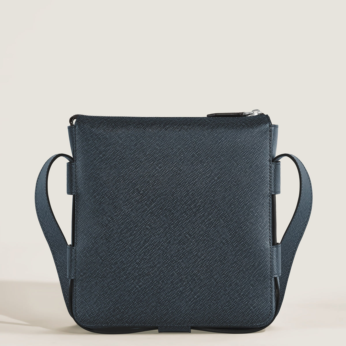 Montblanc Vertikale Messenger Bag aus Sartorial Leder – Twilight Blue – Ansicht 5
