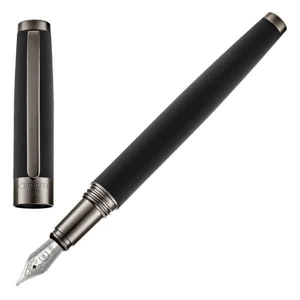 Cerruti 1881, Füller Easton Black
