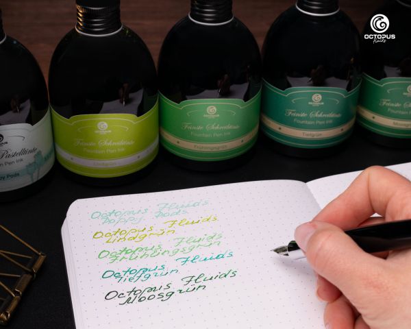 Octopus Fluids Fountain Pen Ink Pastel Green Poppy Pods 250 ml