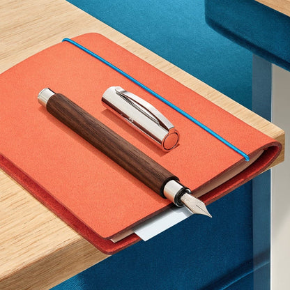 Faber-Castell, stylo plume Ambition, noyer