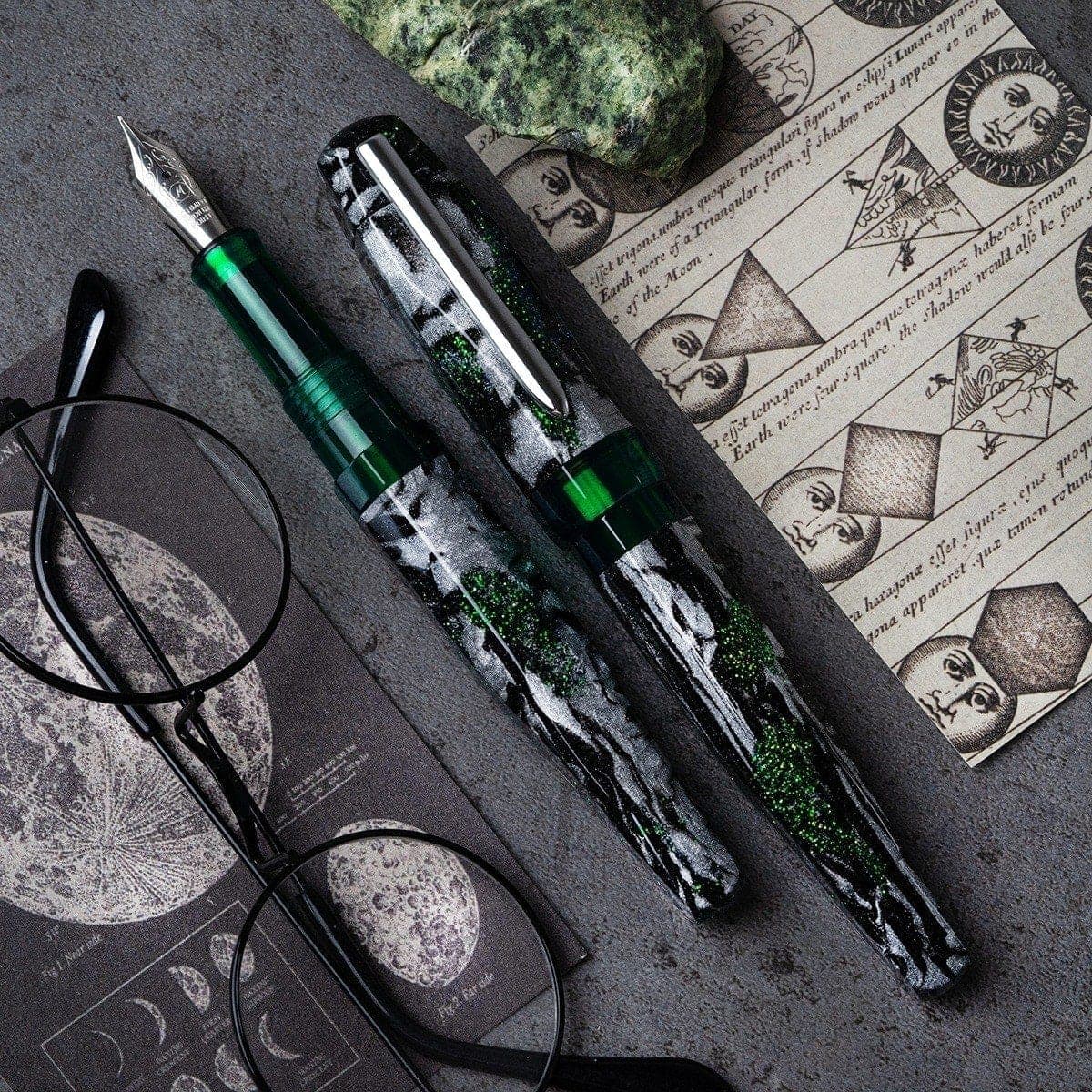 BENU Füller AstroGem gunmetal, Leto