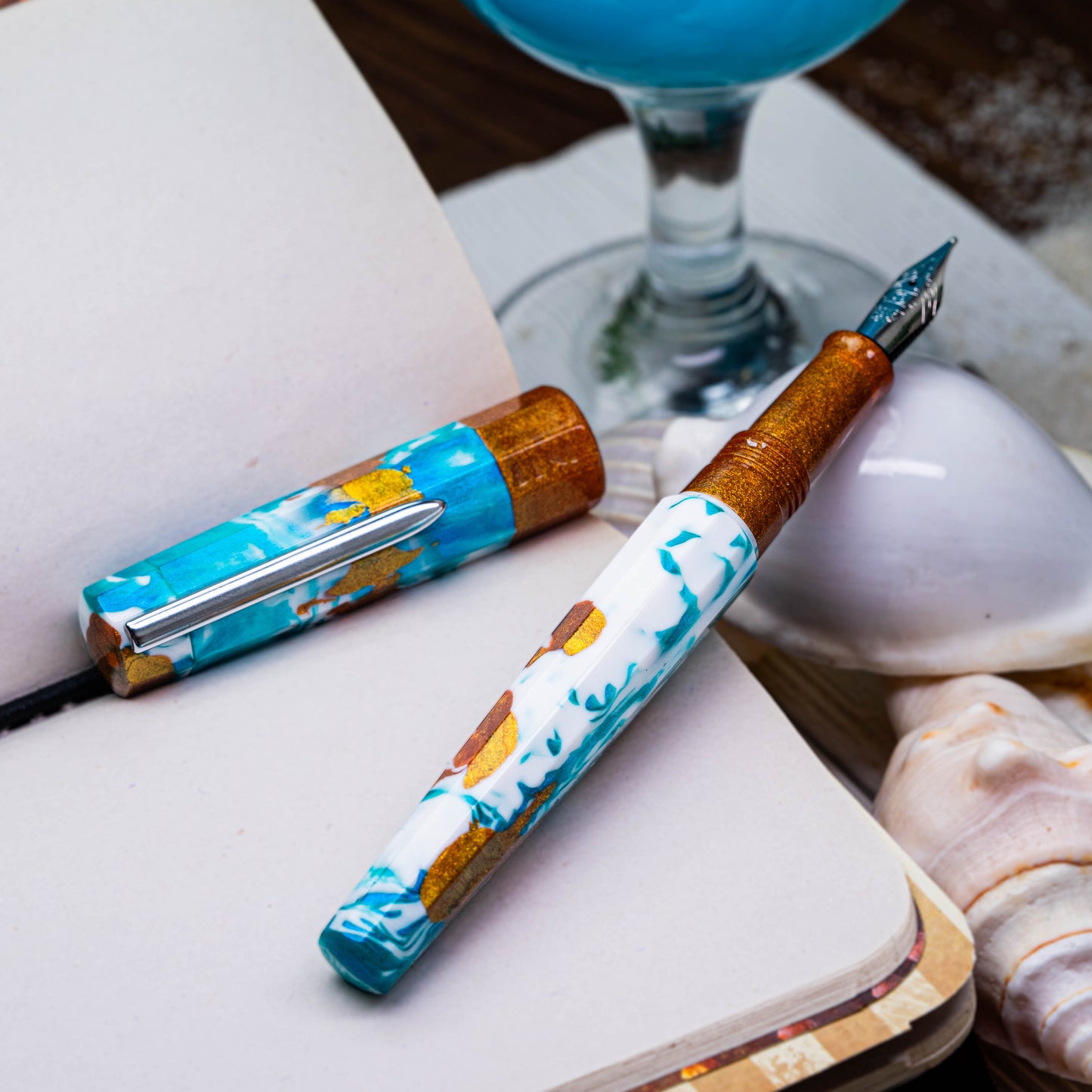benu-euphoria-blue-hawaiian-fountain-pen-angled.jpg