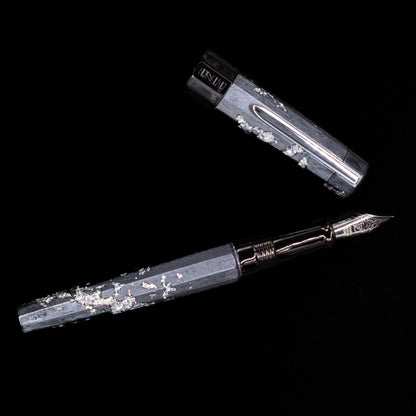 benu-euphoria-caviar-fountain-pen-top-view.jpg