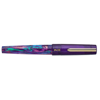 benu-euphoria-opera-gt-fountain-pen-niuew-closed.jpg