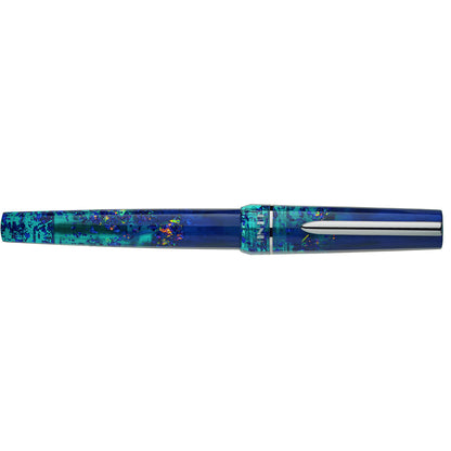 benu-haute-allure-st-fountain-pen-euphoria-closed.jpg