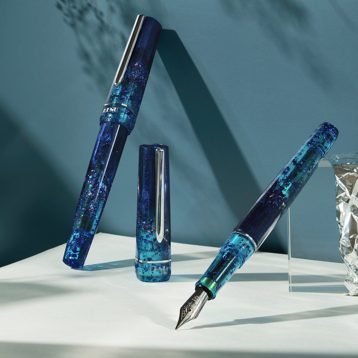 benu-haute-collection-fountain-pen-allure-blue-front.jpg