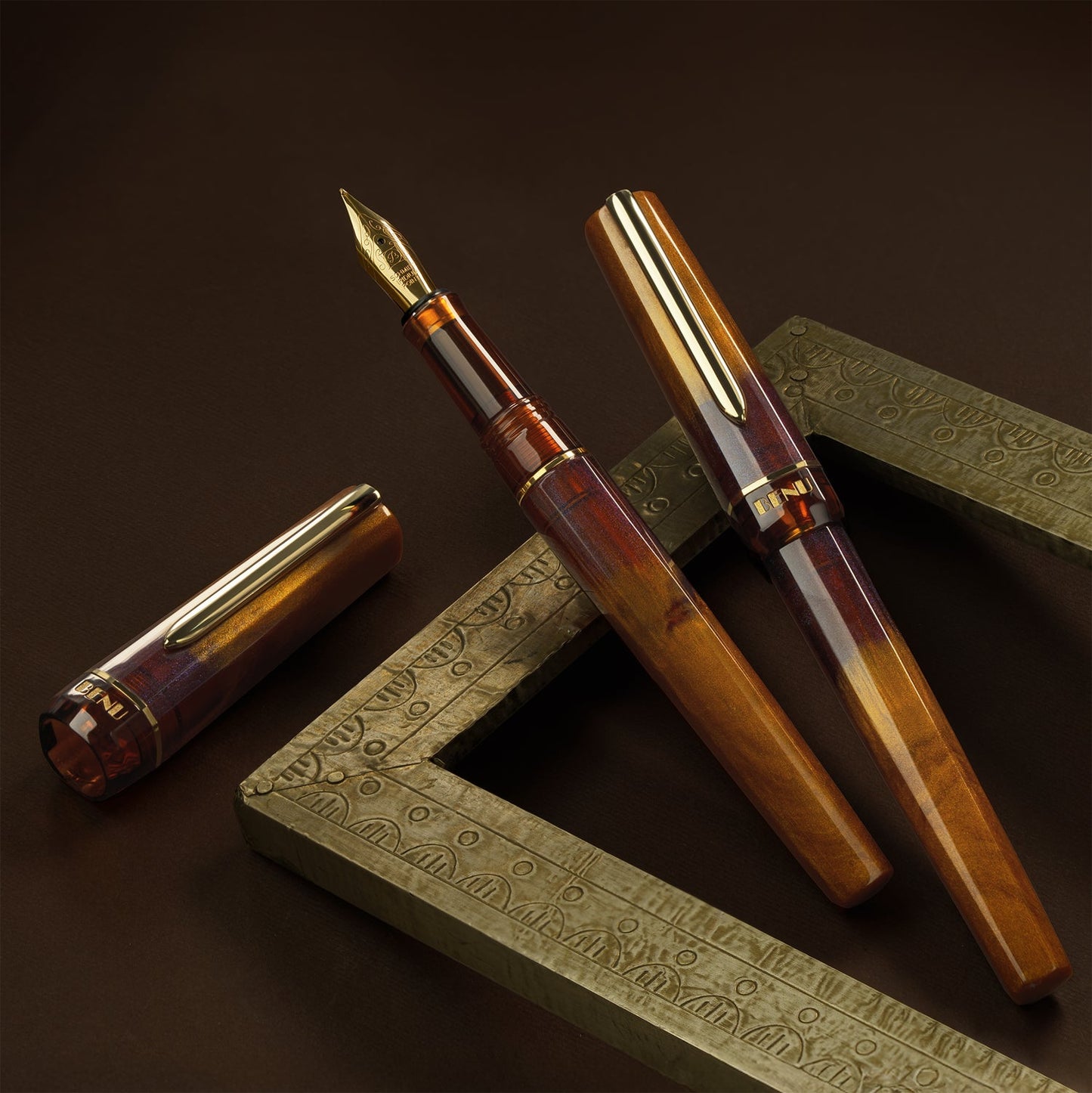 benu-haute-collection-fountain-pen-decadence-detail-01.jpg