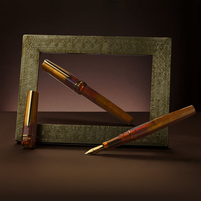 benu-haute-collection-fountain-pen-decadence-front.jpg