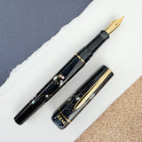 benu-haute-collection-fountain-pen-movie-star-special-edition-front.jpg