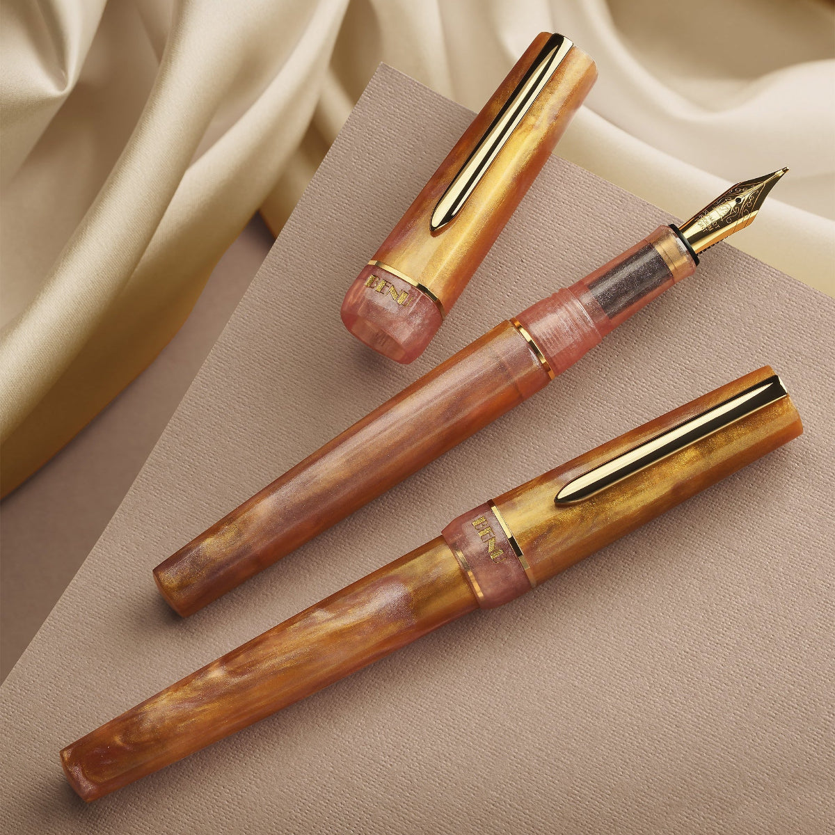 benu-haute-fountain-pen-lustre-detail-04.jpg