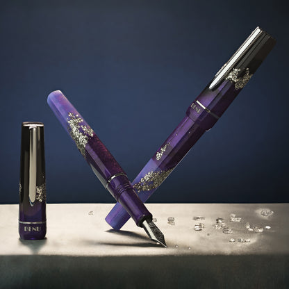 benu-haute-icon-st-fountain-pen-purple-st-nib-angled-02.jpg