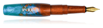 benu-pixie-fountain-pen-aurora-gold-front.jpg