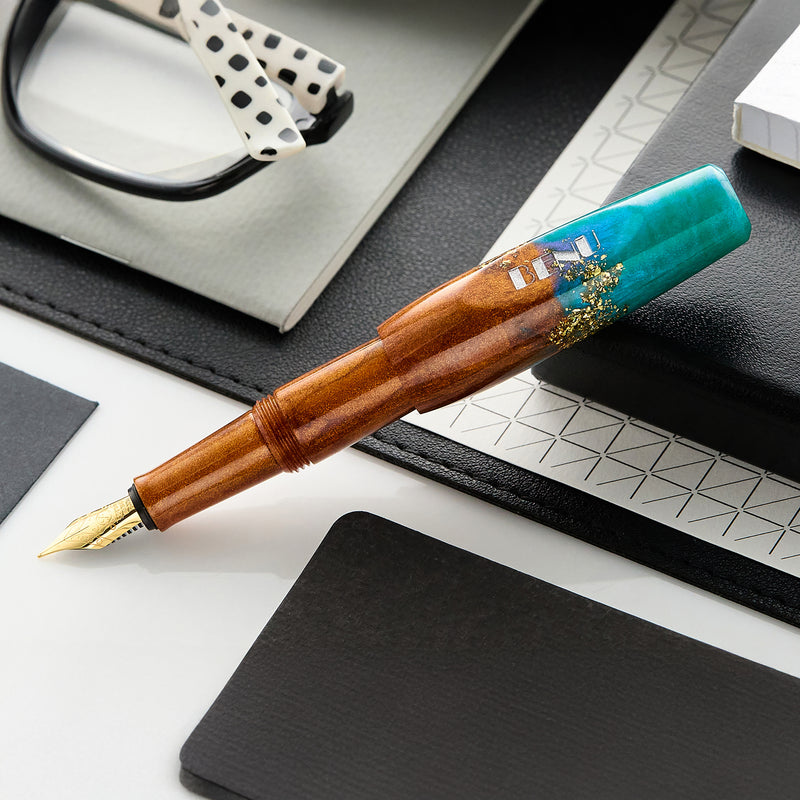 benu-pixie-fountain-pen-aurora-gold-side-01.jpg