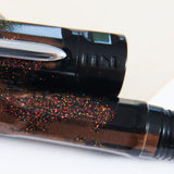 benu-talisman-dream-bean-fountain-pen-holographic-sparkles-detail.jpg