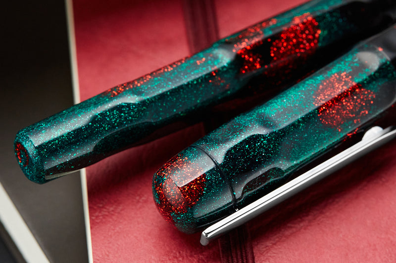 benu-talisman-fountain-pen-dragons-blood-detail-05.jpg